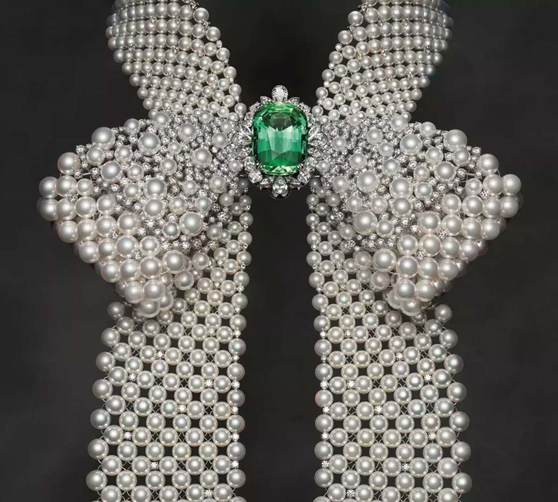 9-2024-Stones_Perles-et-Paillettes_4-Mikimoto-bows-2024